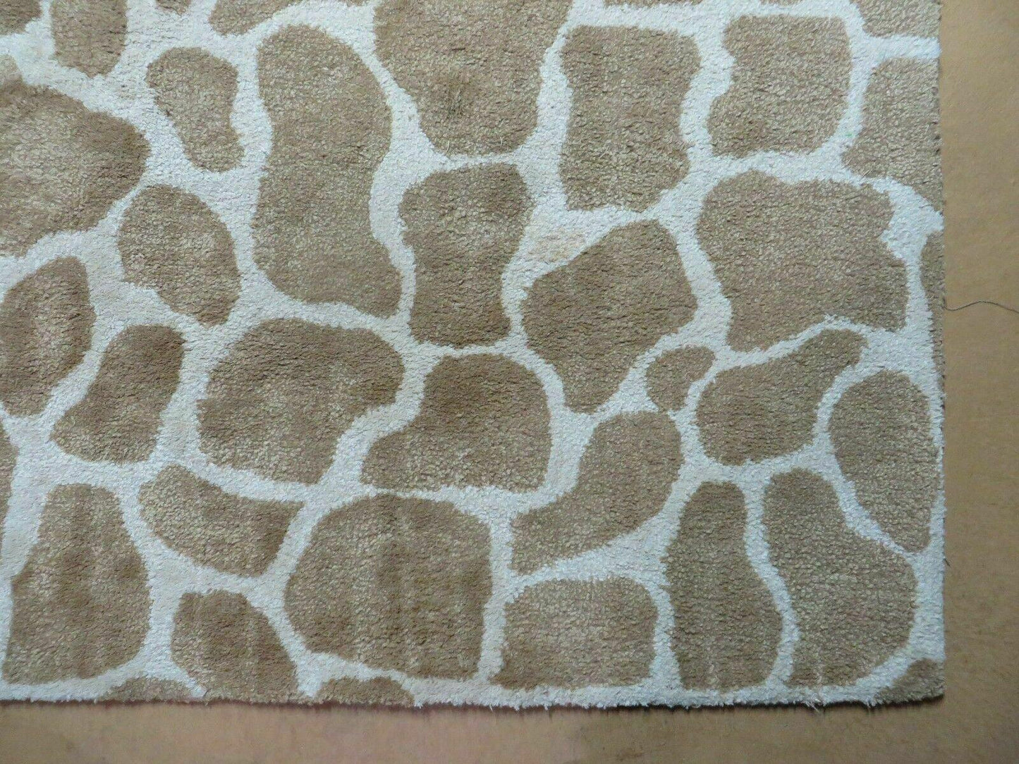 6x9 Safavieh Rug