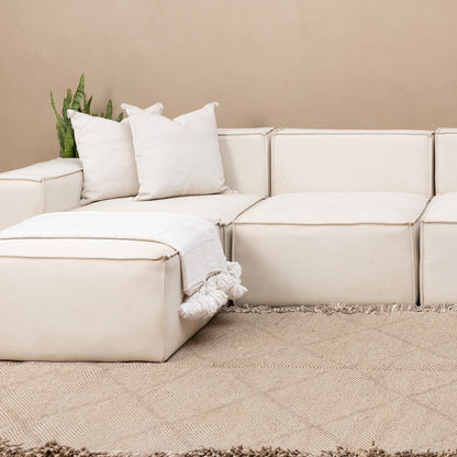 Farhat - taznakht kilim rug