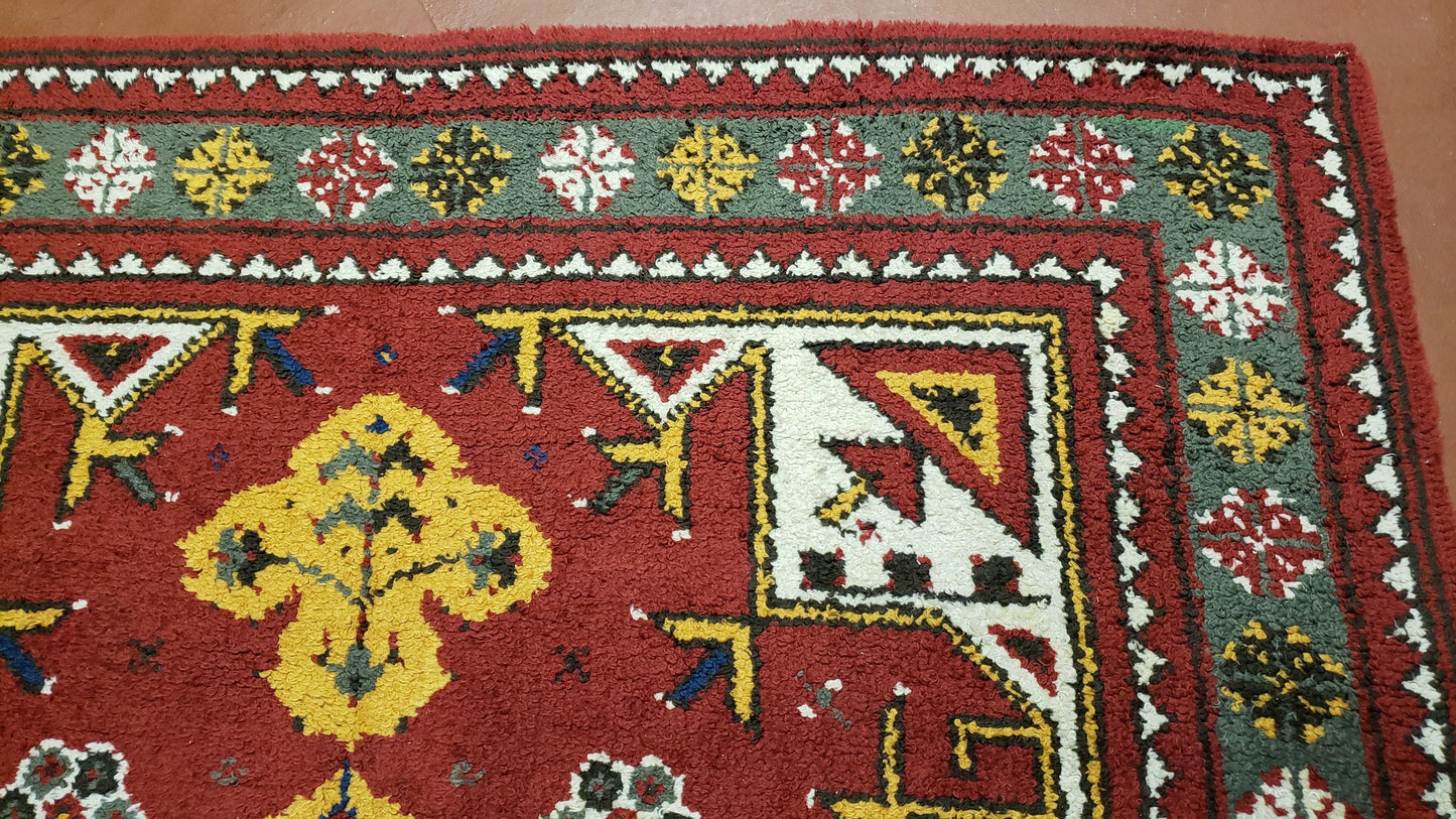 Colorful Moroccan Heriz Rug 6x9, Large Central Medallion, Red Yellow Blue