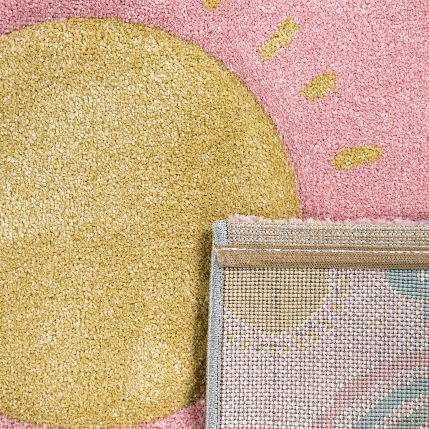 Kids Rug Cosmo with Rainbow & Clouds in Colorful Pink