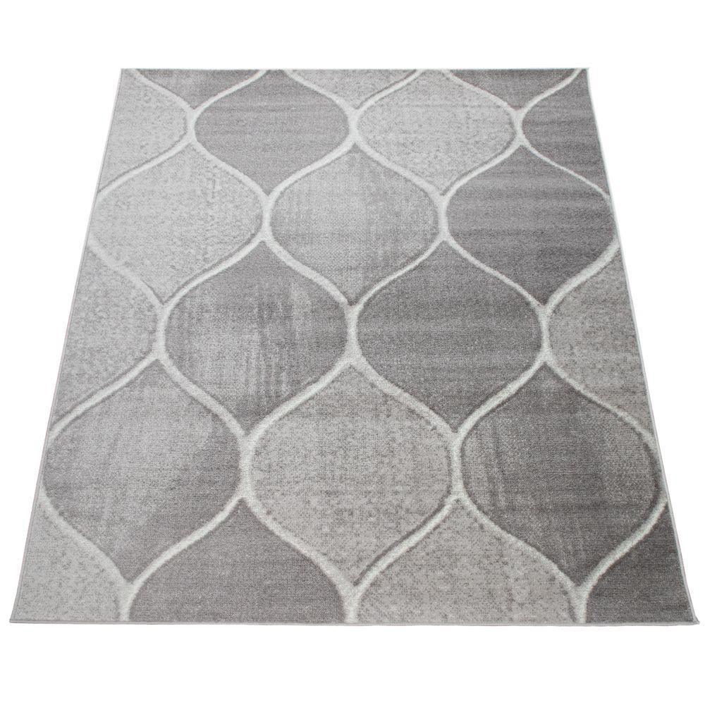 Low-Pile Rug Oriental Design in various gray Tones
