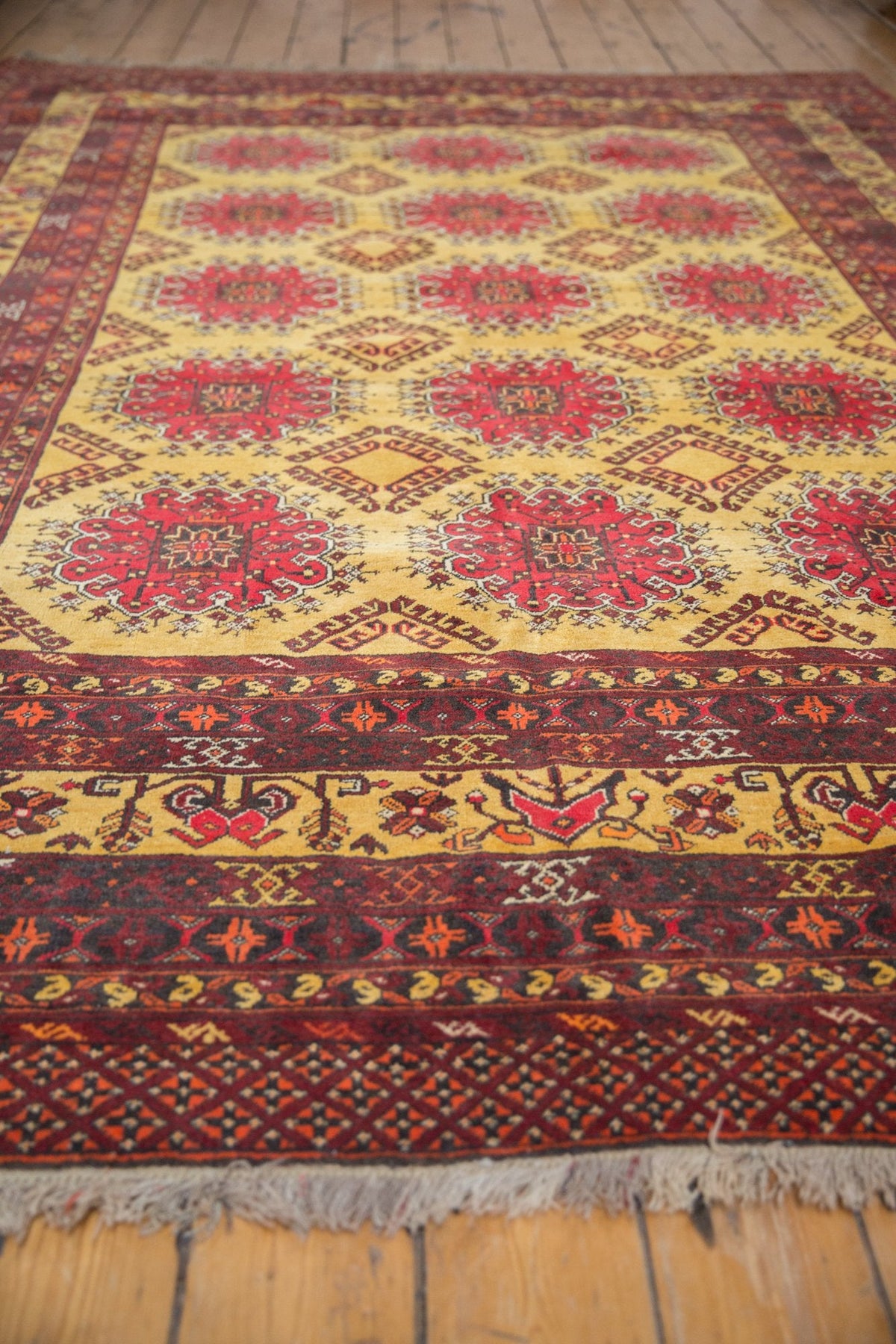 7x9.5 Vintage Daulatabad Carpet