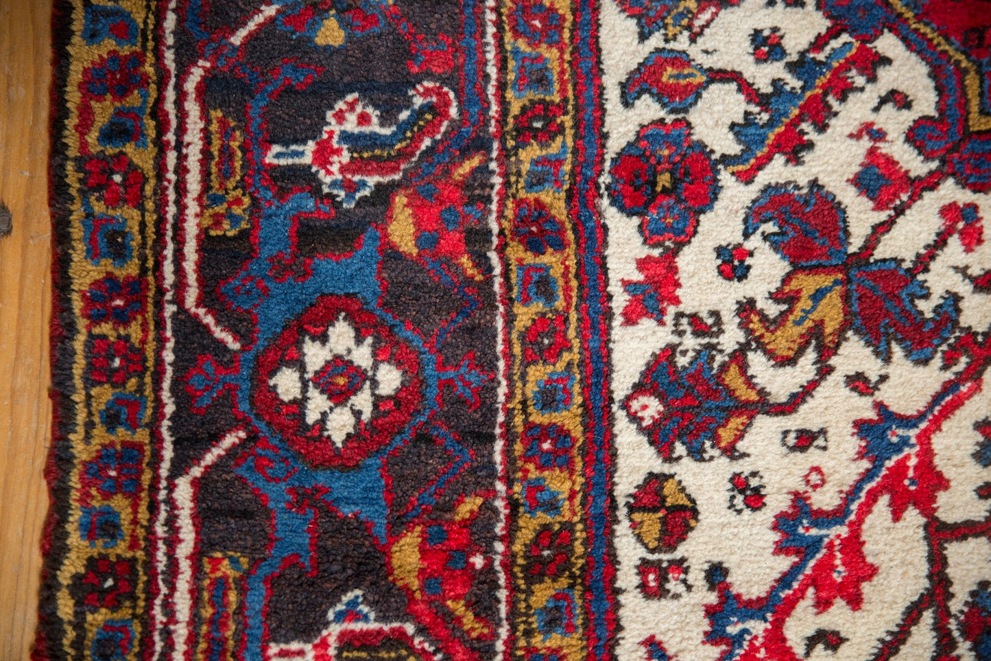 8.5x9.5 Vintage Mehrivan Square Carpet