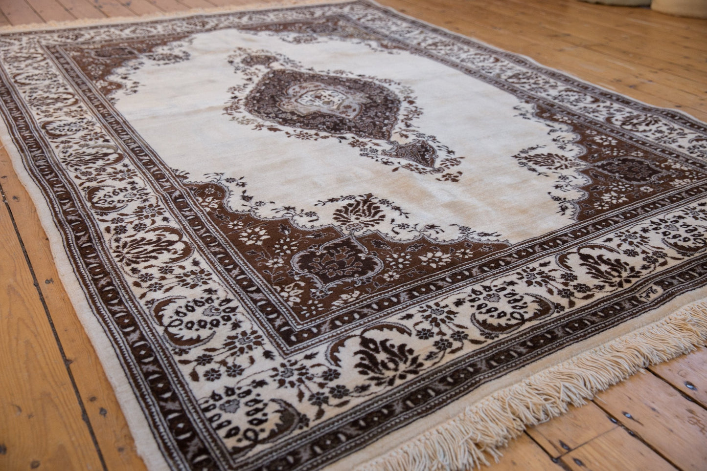 6.5x9 Vintage Tabriz Carpet