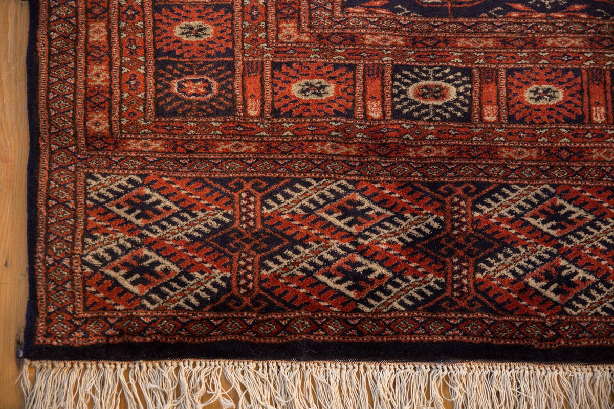 5x8 Vintage Fine Pakistani Bokhara Design Carpet