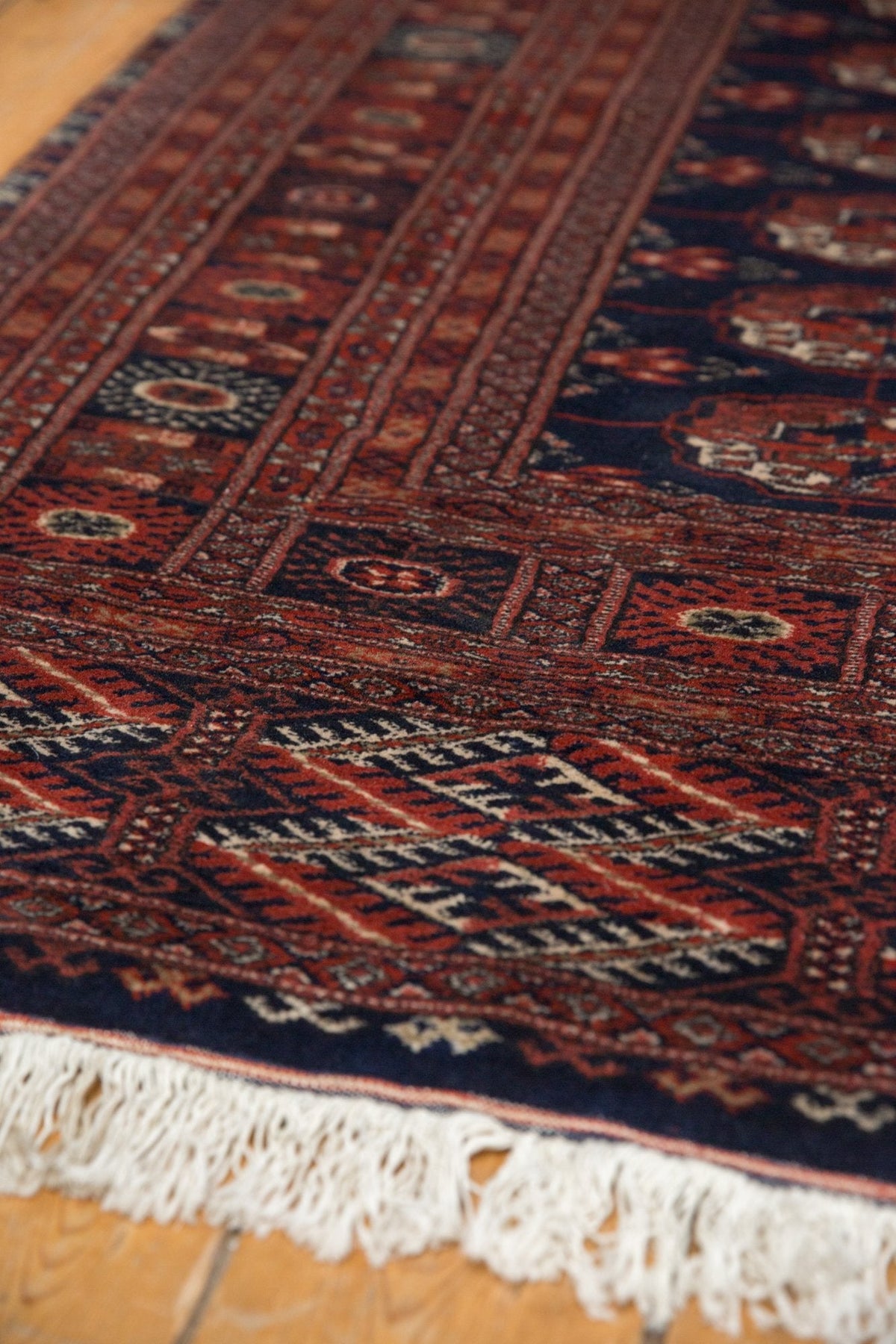 5.5x8 Vintage Fine Pakistani Bokhara Design Carpet