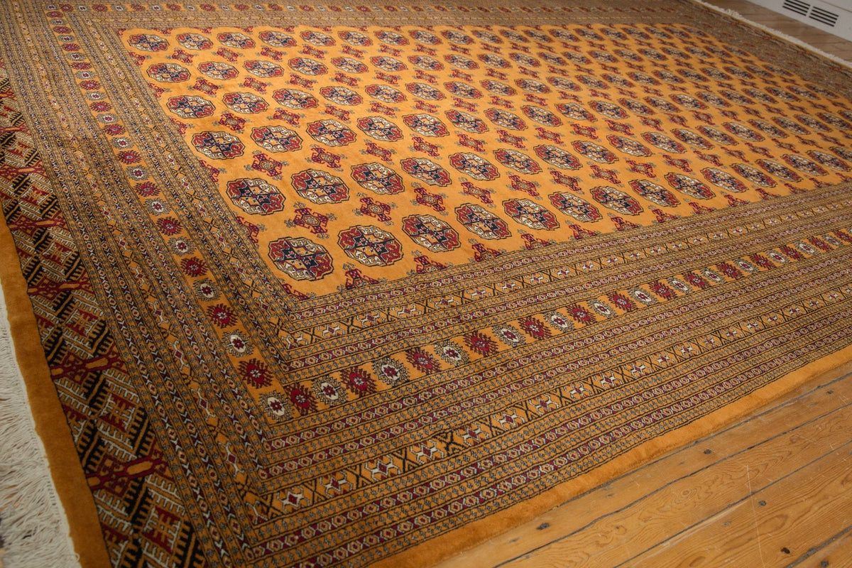 10x14 Vintage Fine Pakistani Bokhara Design Carpet