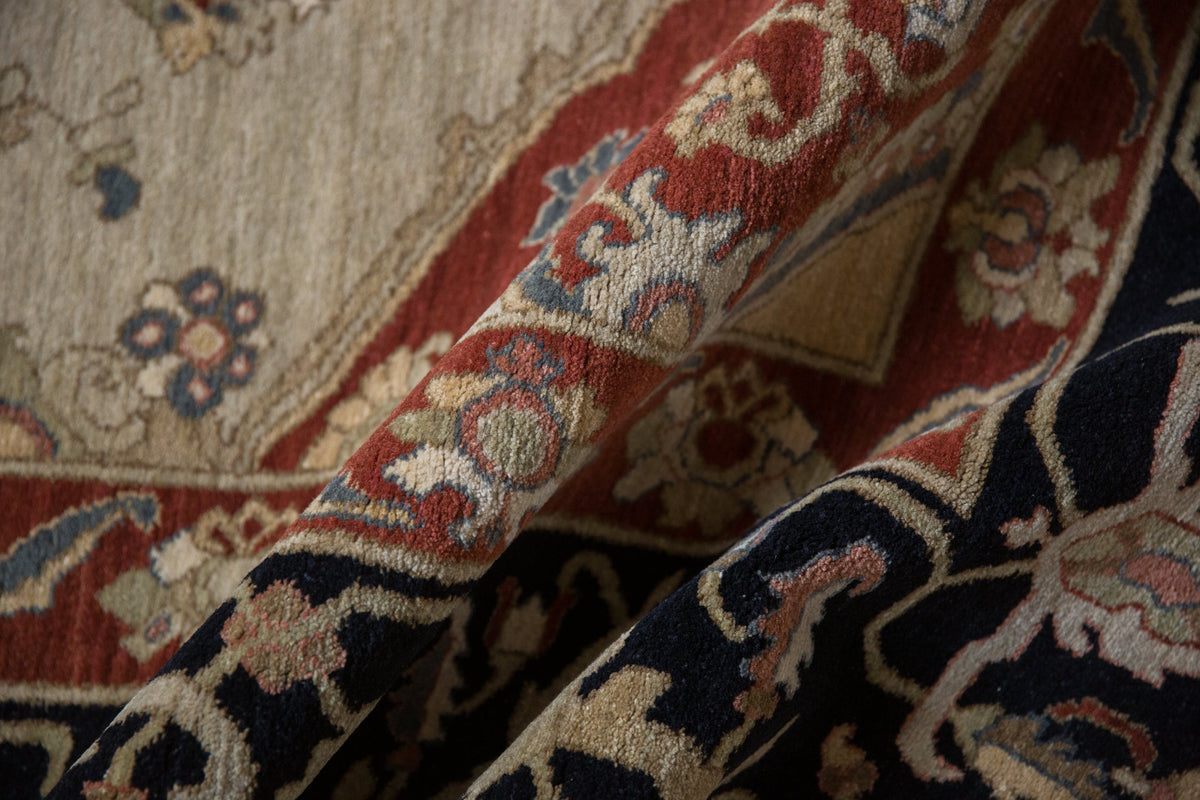 6x9 Vintage Armenian Serapi Design Carpet