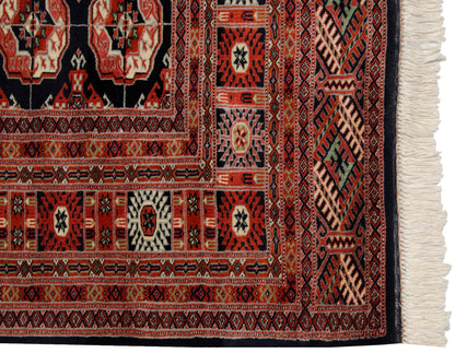 5.5x6 Vintage Fine Bokhara Square Carpet