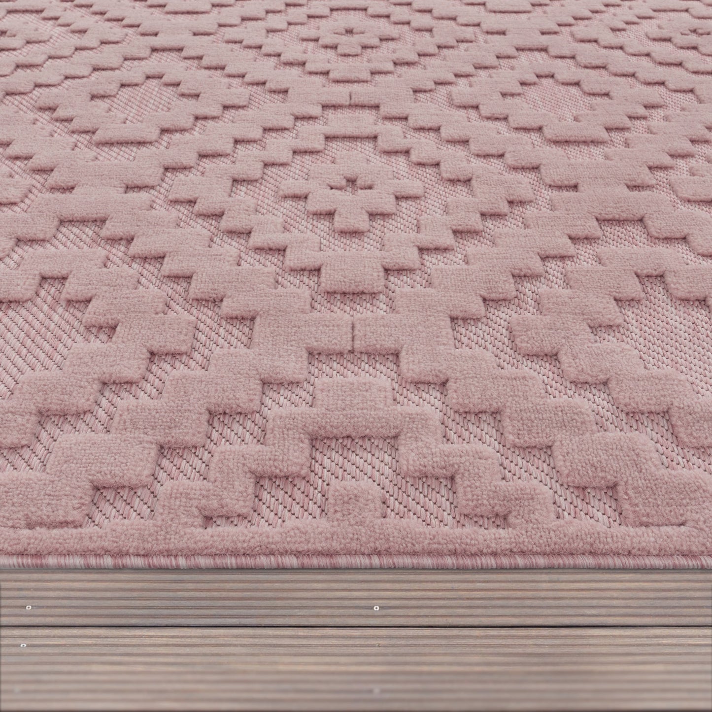Indoor Outdoor Rug Livorno Trellis High-Low Pattern In Pink