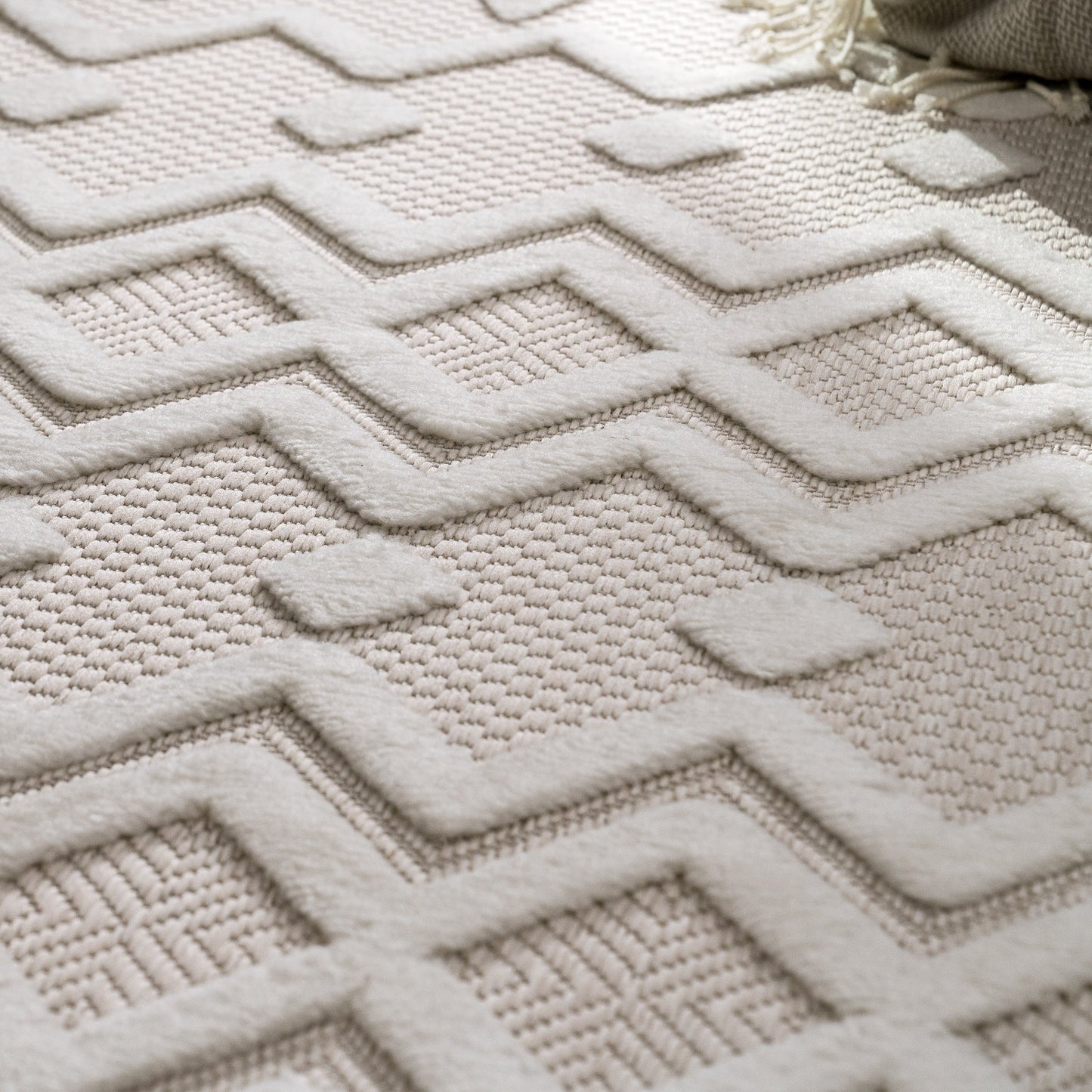 Indoor Outdoor Rug Livorno Geometric Trellis Pattern In Cream