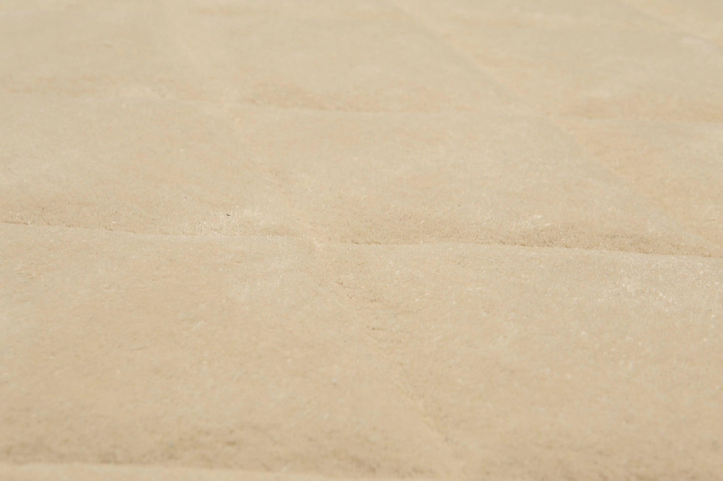 5' x 8' Designer Embossed Diamond Pattern 100% Wool Area Rug Beige