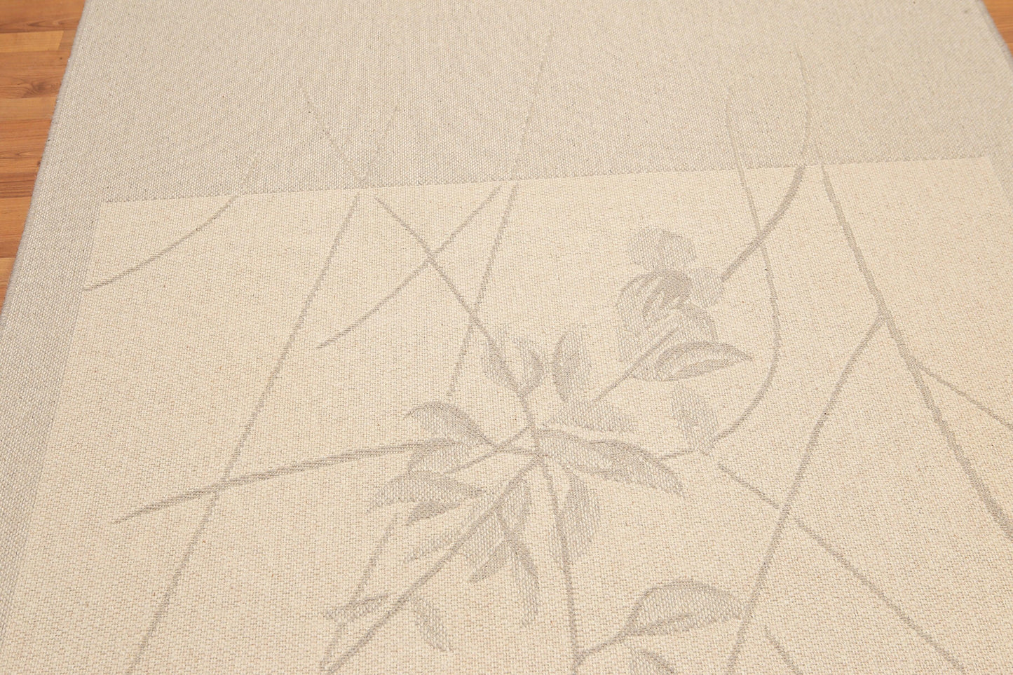 5'3" x 7'4" Contemporary Flat Pile Belgian 100% Wool Area Rug Beige