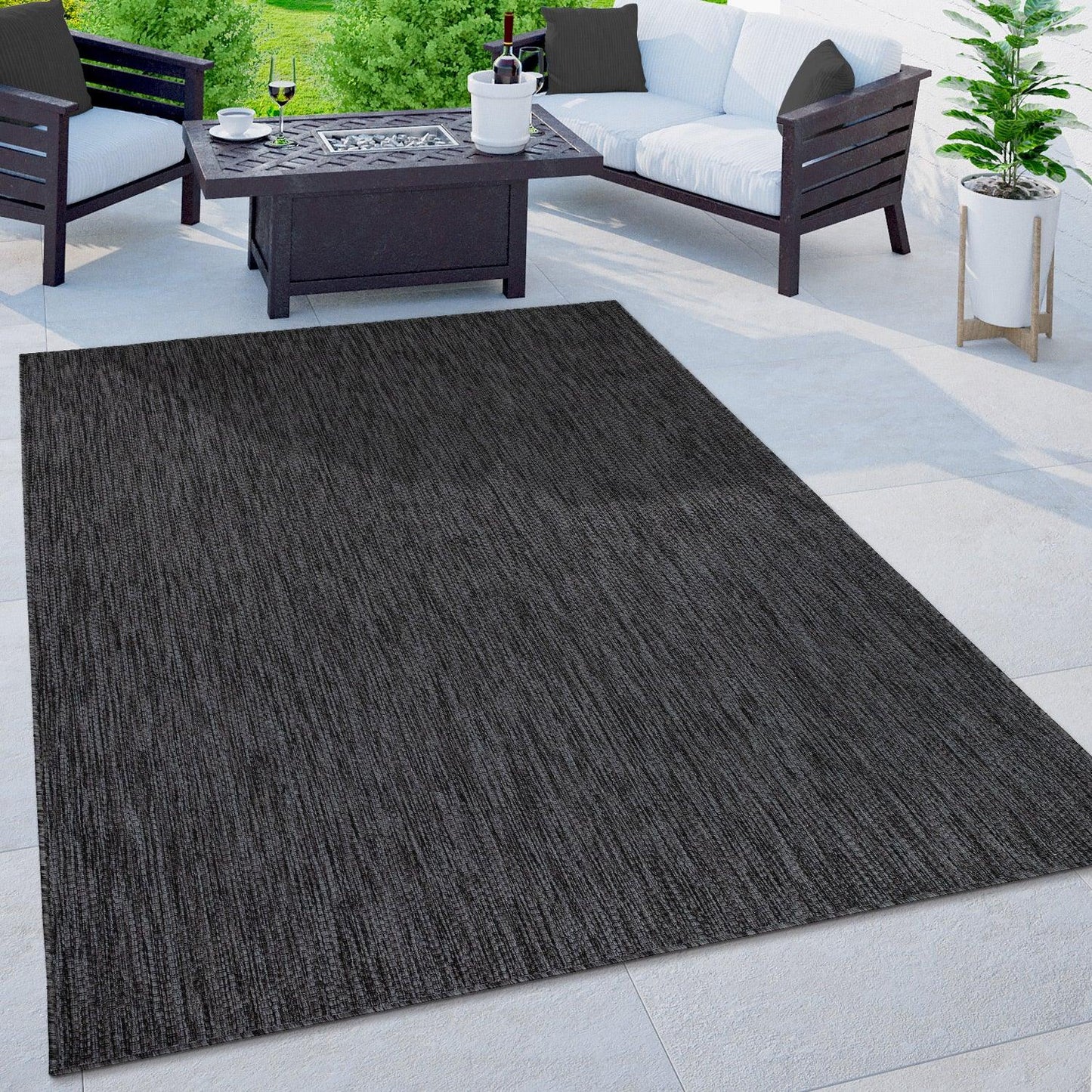 Solid Outdoor Rug for Patio or Balcony weatherproof in Mottled Anthracite