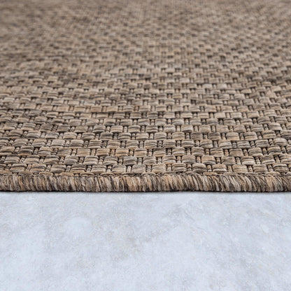 Solid Outdoor Rug for Patio or Balcony weatherproof in Mottled Brown