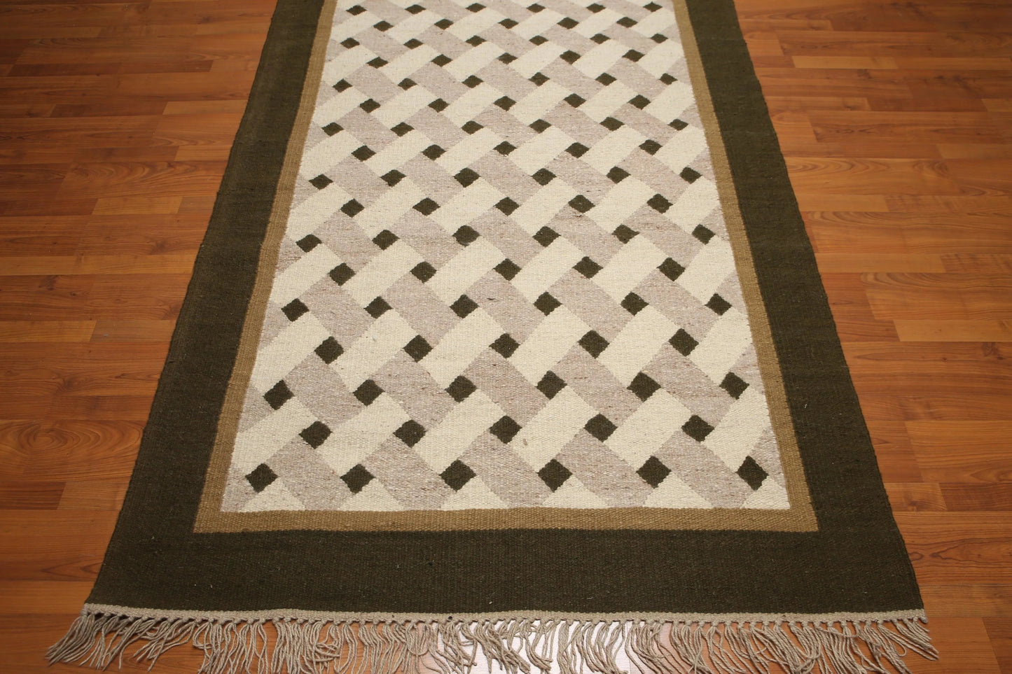 5' x 7' Hand woven Vintage Afghan Kilim 100% wool Area rug Beige