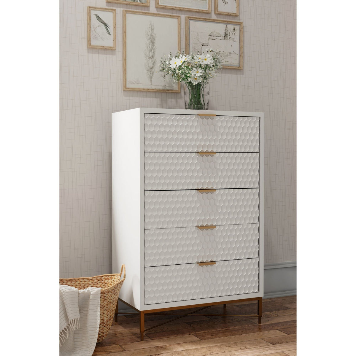 White Pearl Chest