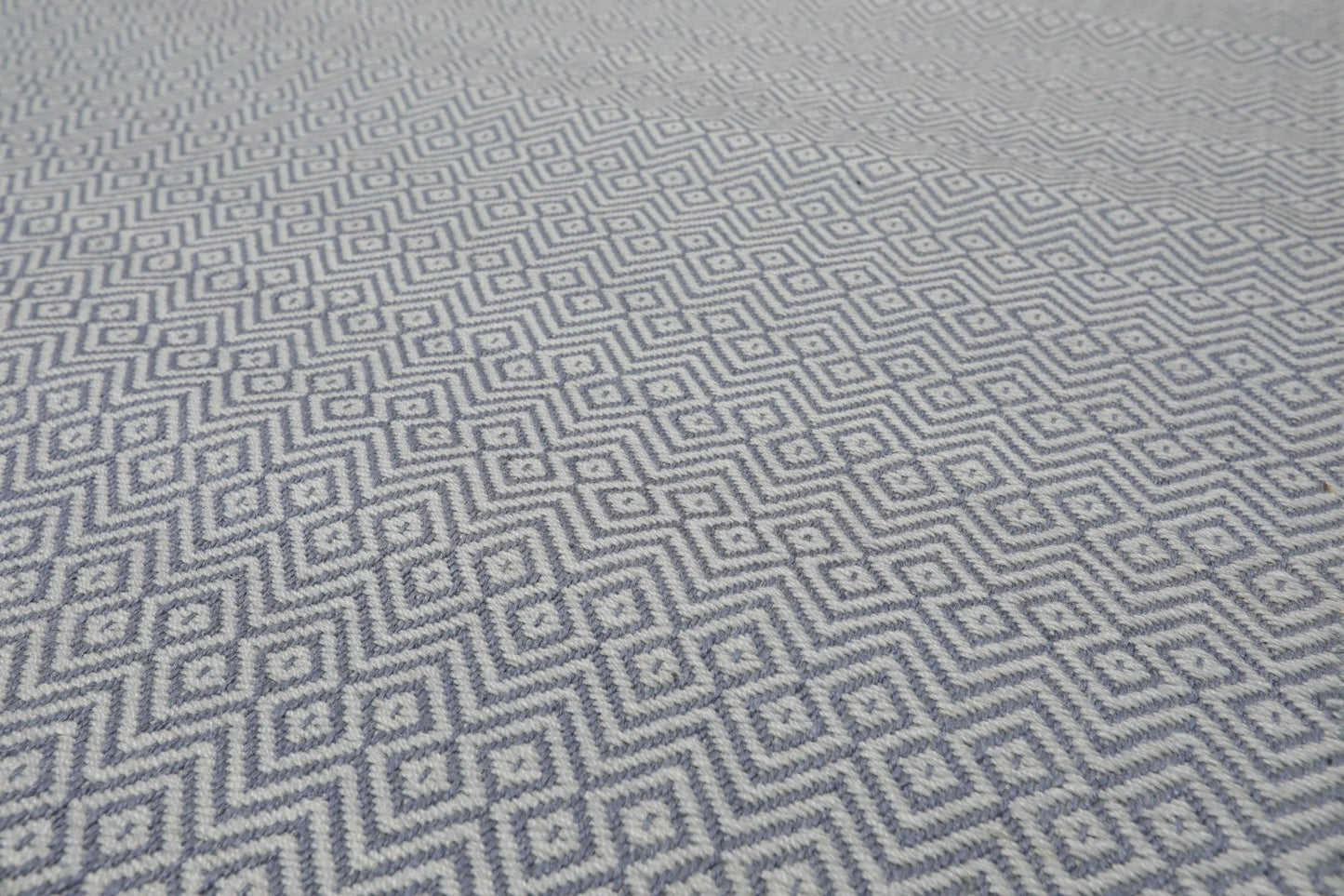 Multi Size Tone on Tone Blue Hand Tufted Wool Modern & Contemporary Oriental Area Rug