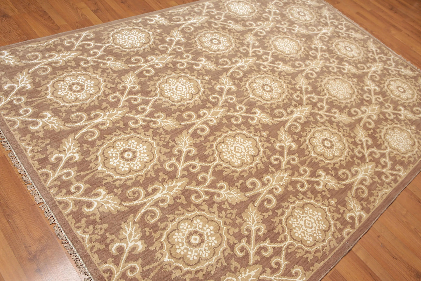 6' x 9' Hand Knotted Damask Wool & Bamboo Silk Area rug Brown